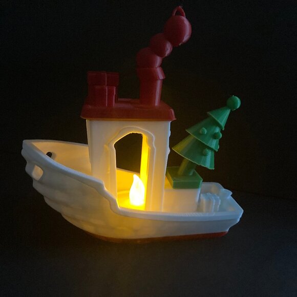 Holiday large Benchy 3D printed lighted decoration ornament red white green - Picture 1 of 13